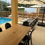 Sea La Vie * 尼基亚娜